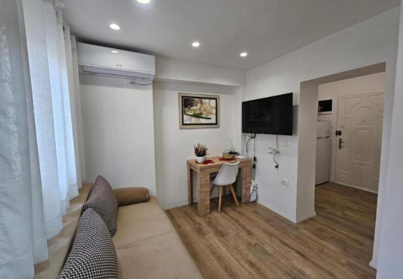 Apartament Kalpazo Myslym Shyri Tirana Zewnętrze zdjęcie