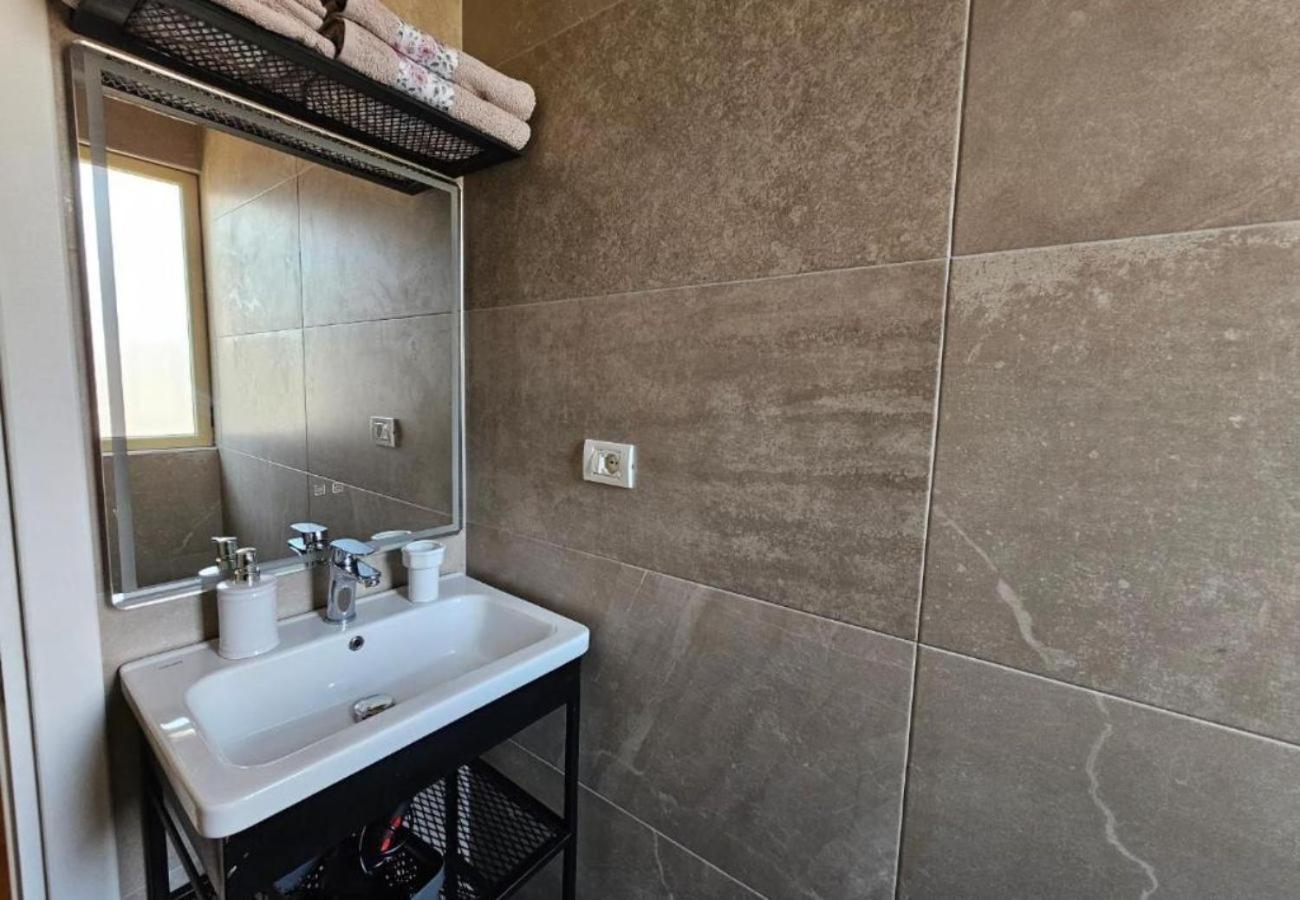 Apartament Kalpazo Myslym Shyri Tirana Zewnętrze zdjęcie
