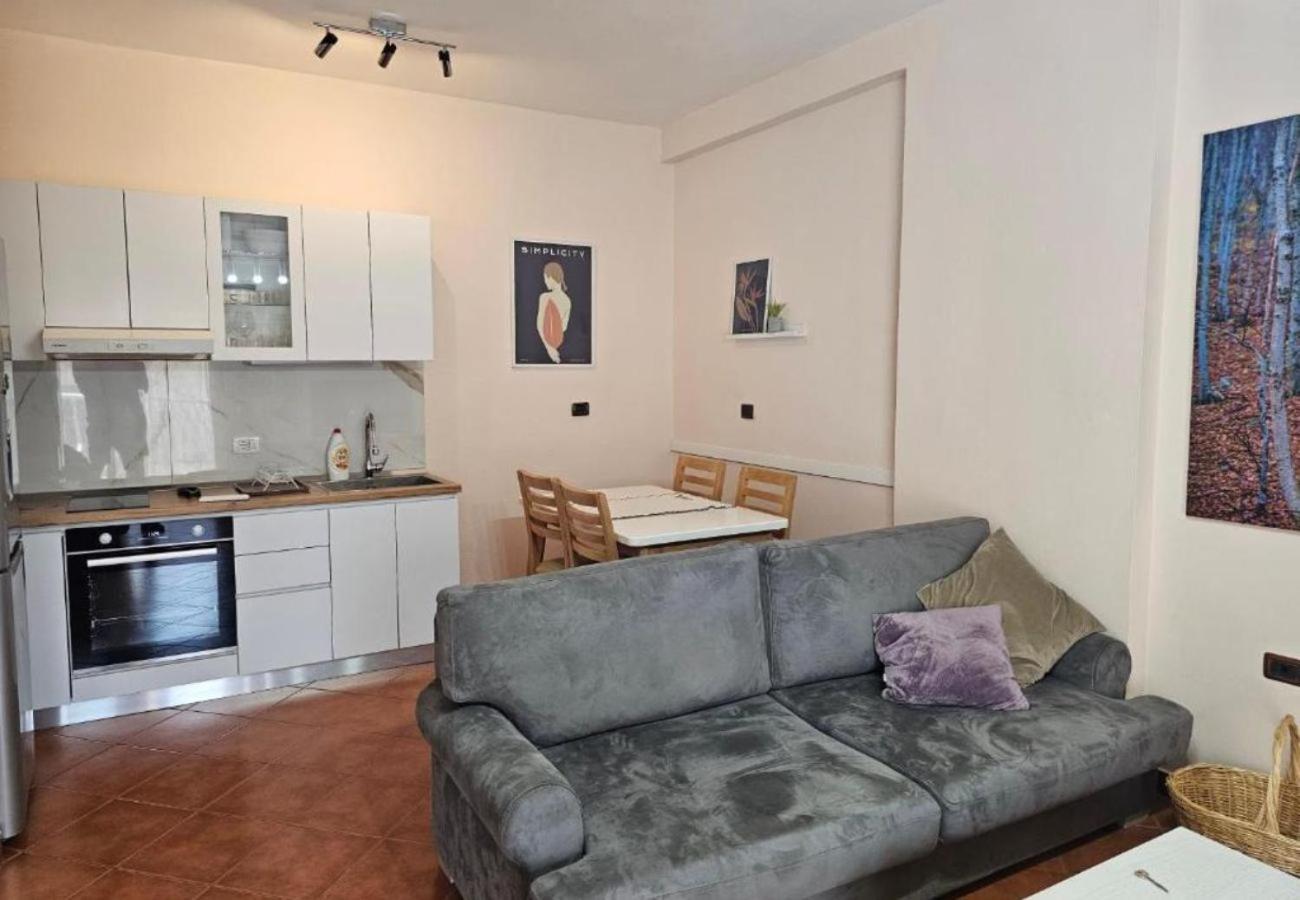 Apartament Kalpazo Myslym Shyri Tirana Zewnętrze zdjęcie